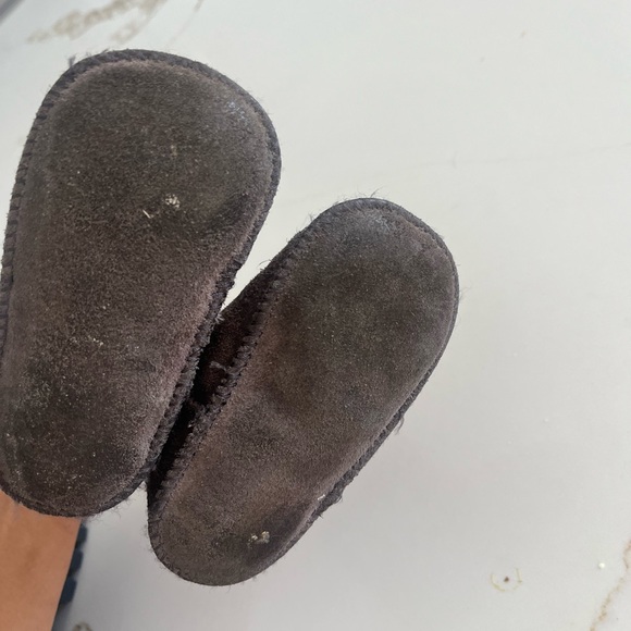 Infant baby Uggs - Picture 3 of 4
